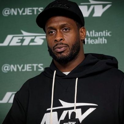 Geno Smith busca sucesso com Jets em reunião, semelhante a filme de super-herói