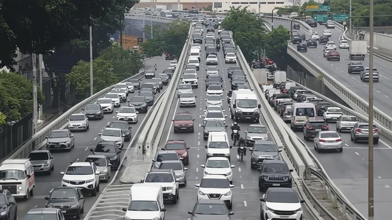 Programa visa oferecer financiamentos para a compra de novos carros.