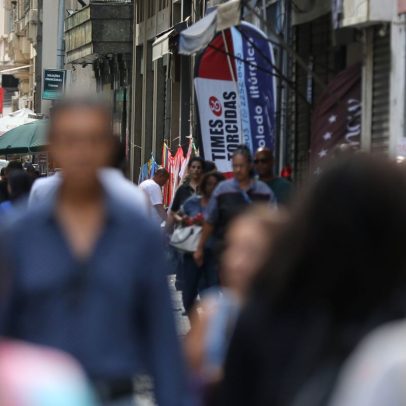 IBGE: desemprego de pretos é 55% maior que o de brancos