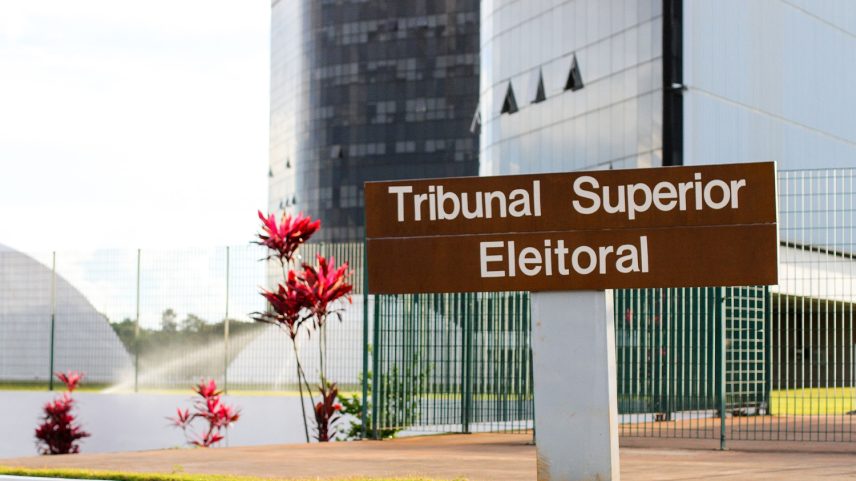 TSE endurece contra uso político de igrejas e mantém cassação de prefeita no interior de SP