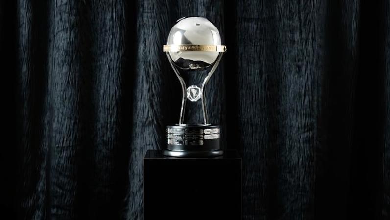 Troféu da Copa Sul-Americana