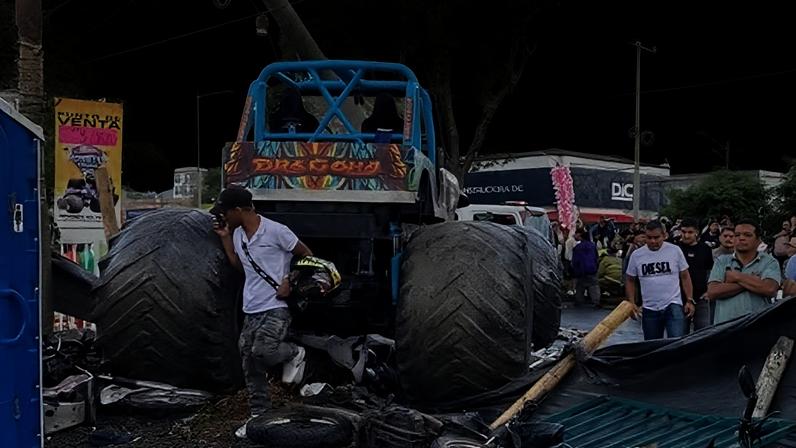 Veículo atropelou centenas de pessoas — Foto: Reprodução/ElTiempo