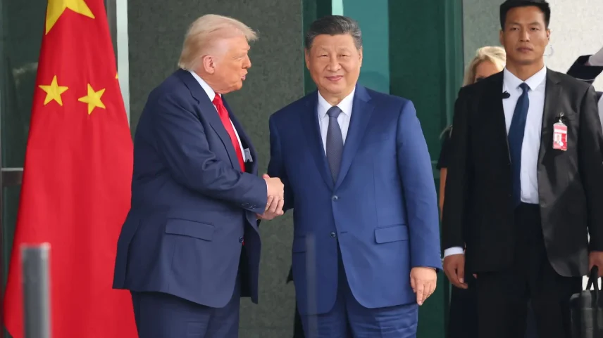 O presidente dos EUA, Donald Trump, e o ditador da China, Xi Jinping, durante encontro no ano passado. (Foto: YONHAP/EFE/EPA)