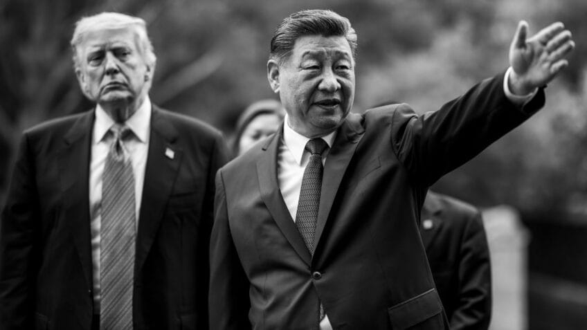 Na imagem, Trump e Xi durante passeio em Zhongnanhai, residência oficial do presidente chinês