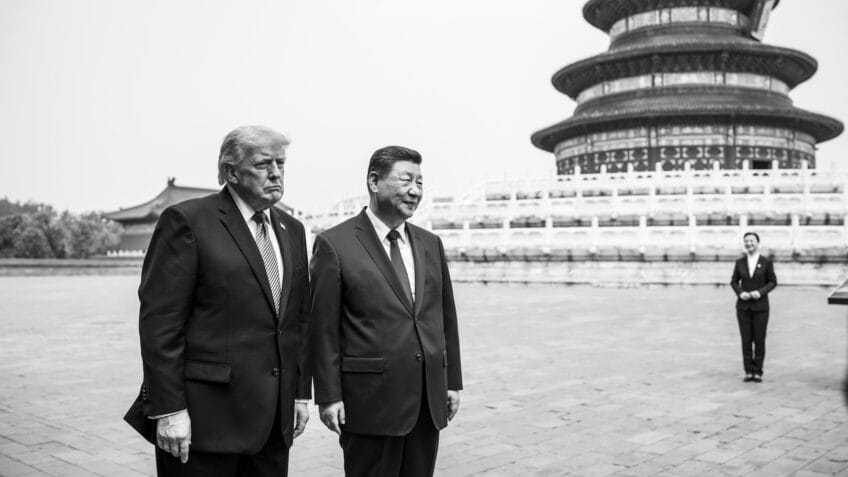 Trump e Xi concluíram que China e EUA entraram em uma nova relação bilateral, com maior garantia de estabilidade e cooperação estratégica; na imagem, os 2 líderes no Templo do Céu