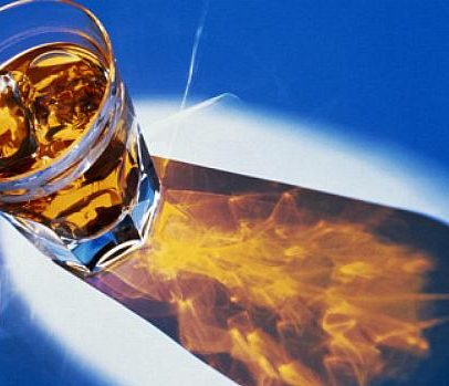 Dona da Jack Daniel’s rejeita oferta bilionária e entra em disputa no setor de bebidas