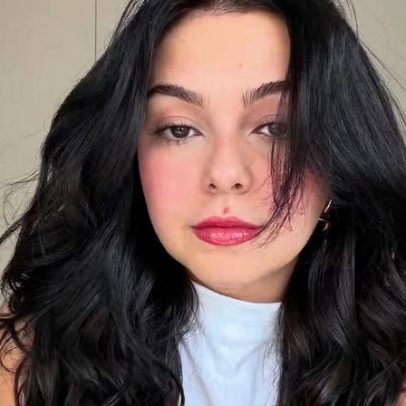 Klara Castanho aposta em cabelão e recebe elogio de Maisa: Linda