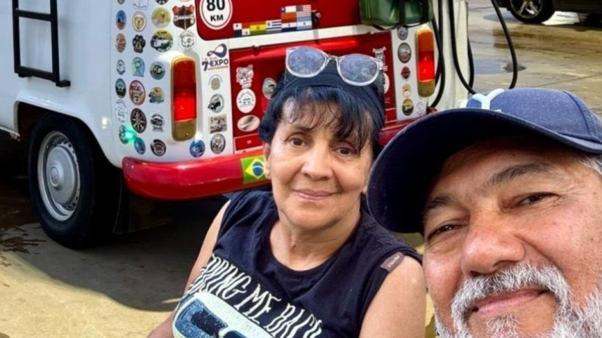 Casal do interior de SP cruza Américas dentro de kombi rumo ao Alasca