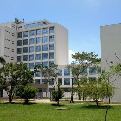 Polícia investiga estudantes por invasão da reitoria da USP