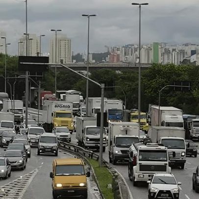 Governo regulamenta crédito para motoristas de apps e taxistas