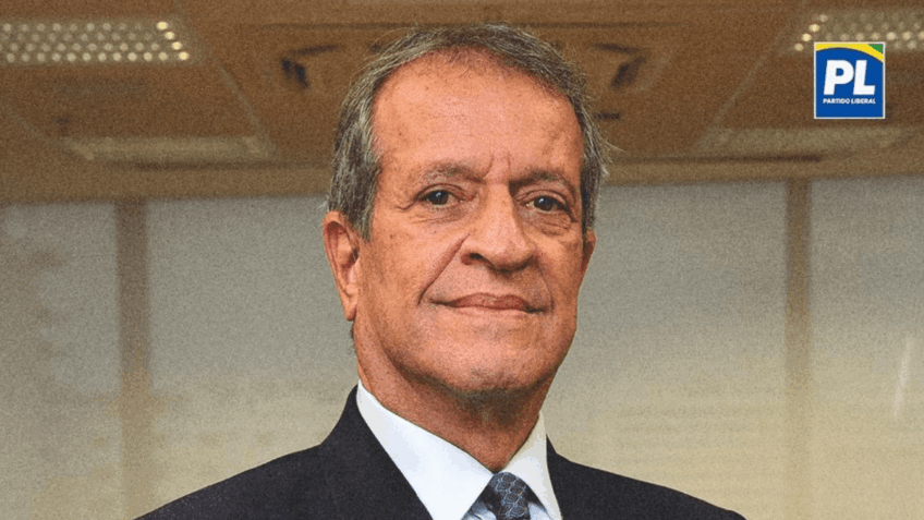 O presidente do partido afirmou ainda que as revelações sobre o encontro não afetam a pré-candidatura de Flávio Bolsonaro