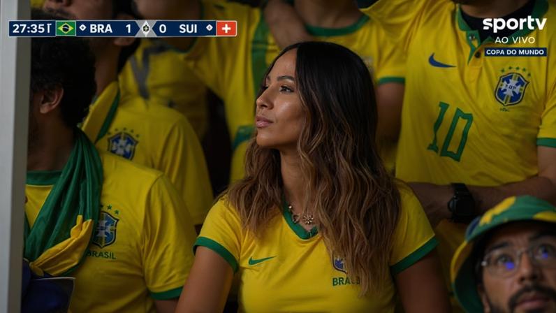 Cantora Valesca Popozuda aderiu à trend da arquibancada da Copa do Mundo — Foto: Reprodução/Instagram