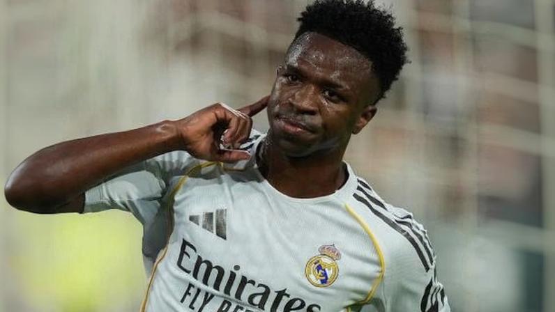 Vini Jr celebra gol do Real Madrid em jogo do Campeonato Espanhol