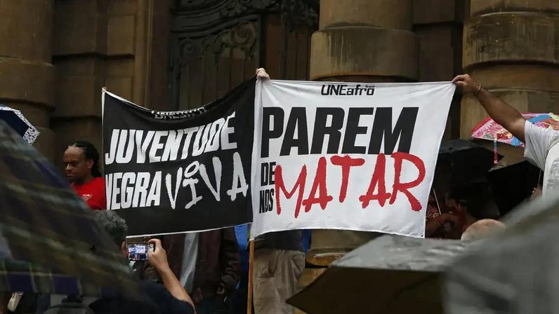 Em 2024, as mortes violentas da população em geral caíram 5,4%, enquanto as de crianças e adolescentes de 0 a 17 anos cresceram 3,7%, (Paulo Pinto/Agência Brasil)