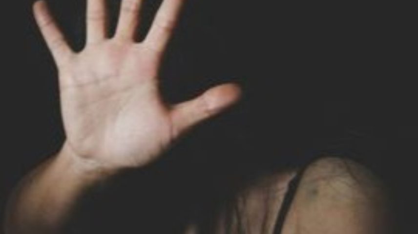 Imagem conceitual de violência contra mulheres - Metrópoles