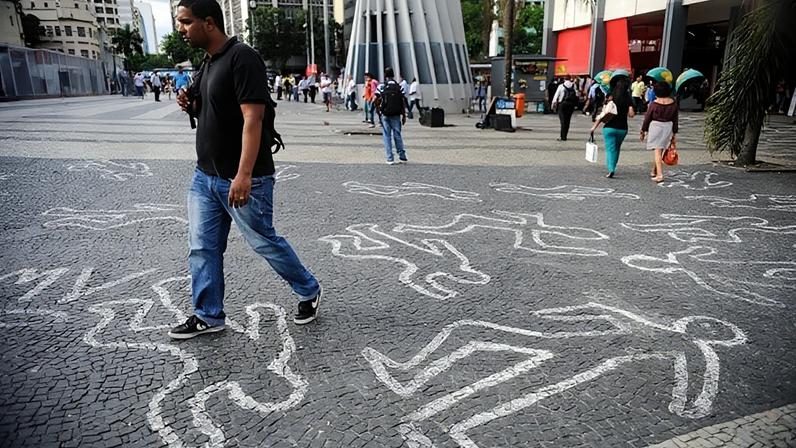 Região Nordeste concentra 17 das 20 cidades com maiores taxas de homicídio; na imagem, campanha do Observatório de Favelas, no Rio, em protesto contra altos índices de assassinato de jovens no país