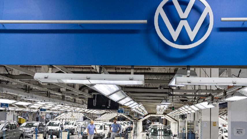 Linha de produção na fábrica da Volkswagen em São Bernardo do Campo, no ABC Paulista