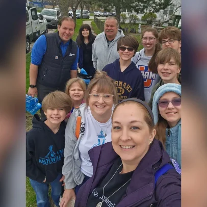 Família católica de 10 pessoas realiza peregrinação de 35 km