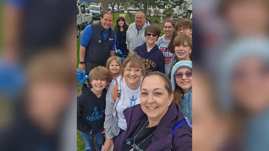 Família católica de 10 pessoas realiza peregrinação de 35 km