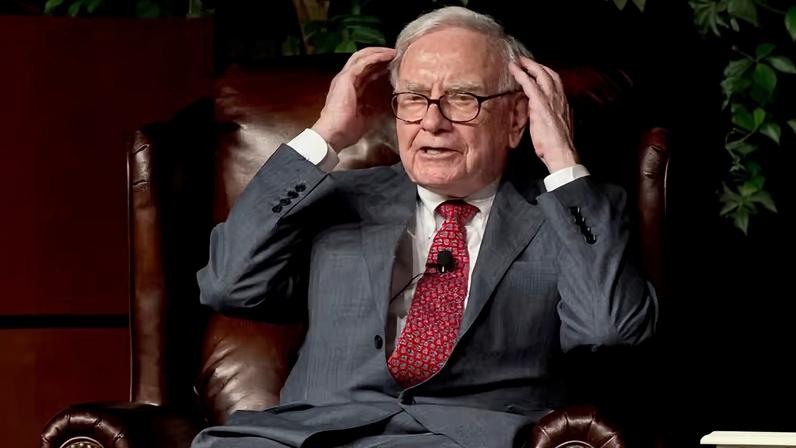 O bilionário investidor Warren Buffett — Foto: AP Photo/Nati Harnik