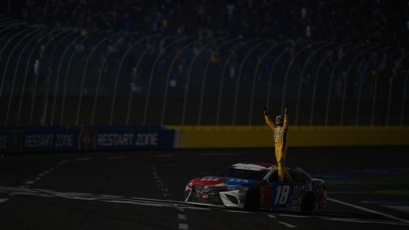 Coca-Cola 600 presta homenagem a Kyle Busch na NASCAR; transmissão ao vivo