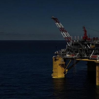 Shell lucra com volatilidade do petróleo causada pela guerra no Irã