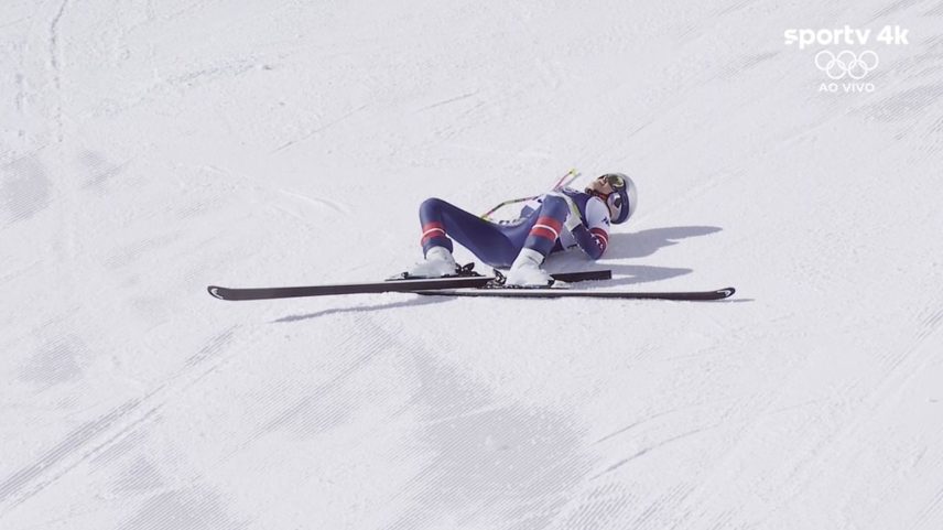Lindsey Vonn surge com bengala no Met Gala e marca retorno público após fratura na perna em Jogos Olímpicos de Inverno de 2026 — Foto: Getty Images