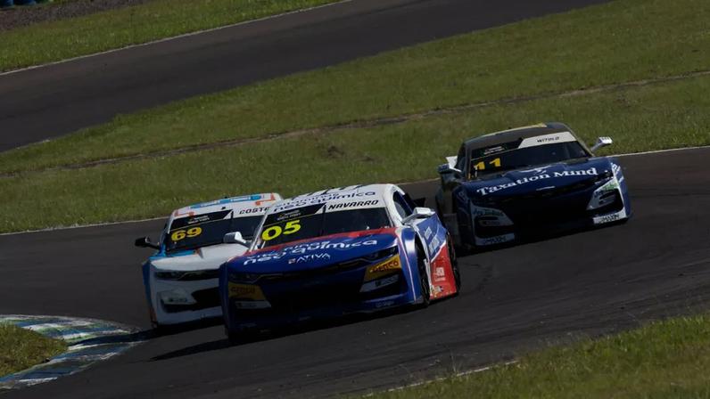 Abertura da temporada da NASCAR Brasil, em Santa Cruz do Sul