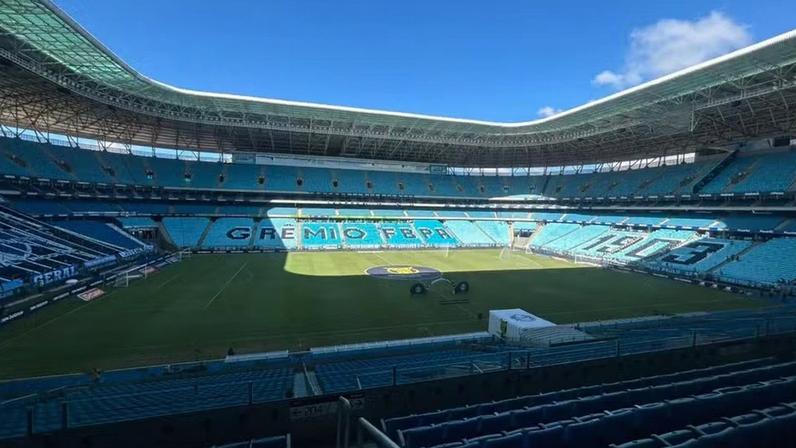 Arena do Grêmio para jogo com o Coritiba — Foto: Esther Fischborn