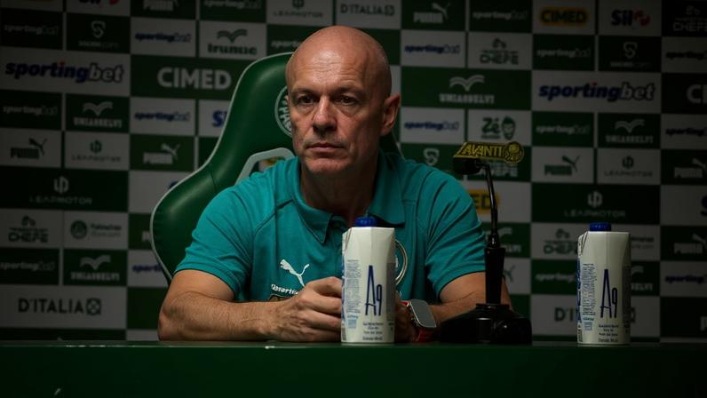 Vitor Castanheira, auxiliar do Palmeiras — Foto: Thiago Ferri