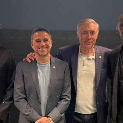 Ancelotti visita Maracanã para ver Flamengo e Vasco, duas semanas da Copa