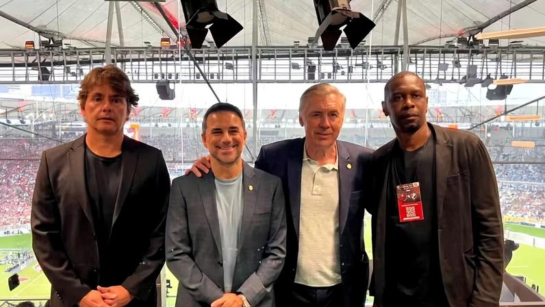 Carlo Ancelotti no Maracanã para Flamengo x Vasco — Foto: Divulgação/CBF