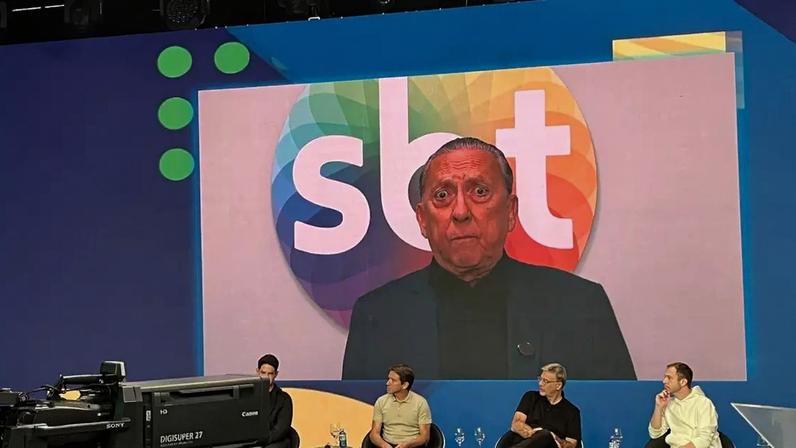 Galvão Bueno teve problema na lombar