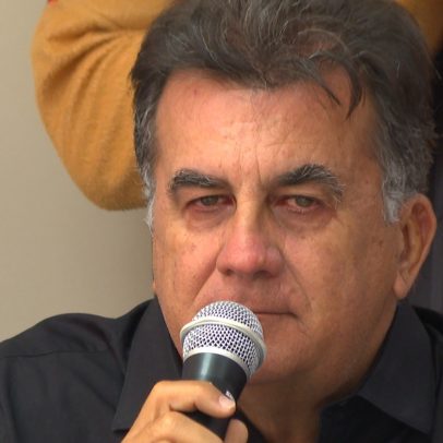 Presidente do Vitória emociona-se ao apresentar Arena e alfineta o Bahia