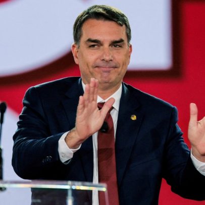 Áudios de Flávio Bolsonaro e Vorcaro derrubam Ibovespa; mercado teme desfechos