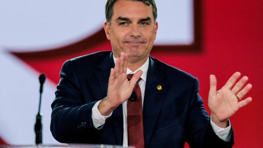 Áudios entre Flávio Bolsonaro e Vorcaro derrubam a bolsa, mas mercado teme o que vem depois — Foto: Daniel Cole / File Photo / Reuters