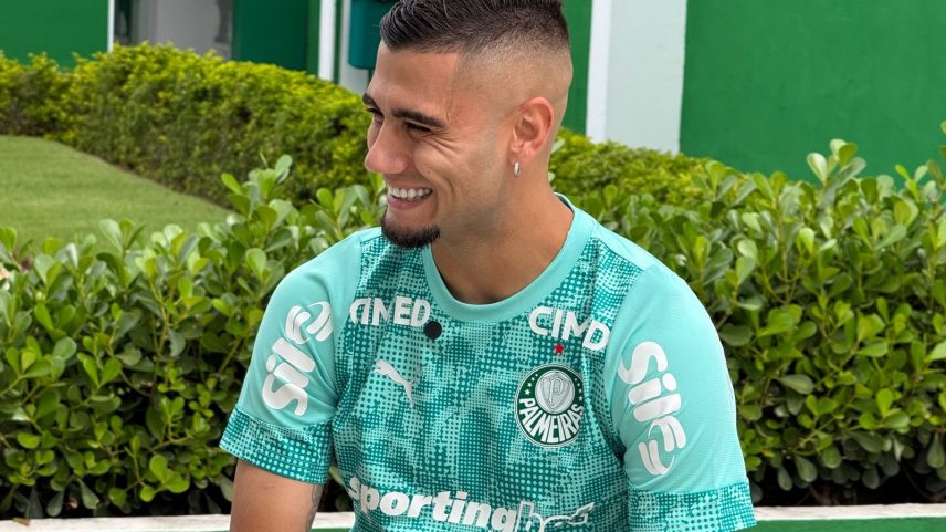 Andreas Pereira, do Palmeiras, em entrevista para a TV Globo — Foto: Thiago Ferri