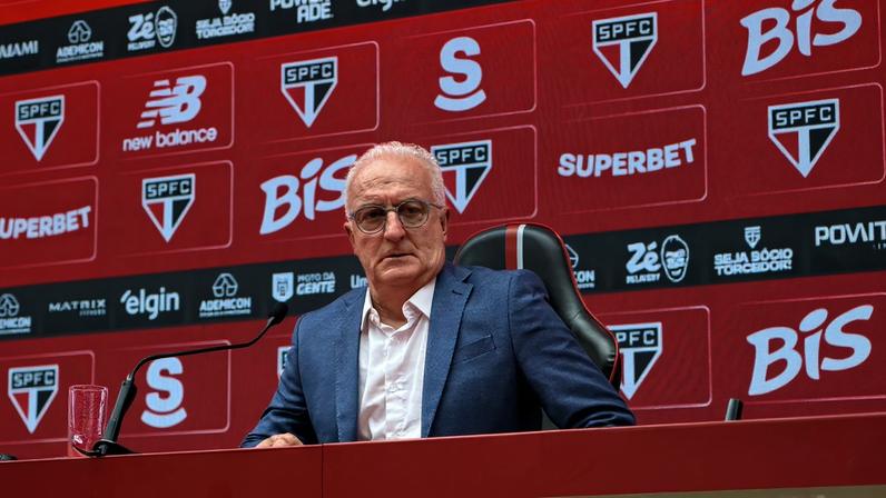 Dorival Júnior é apresentado como treinador no São Paulo — Foto: Bruno Giufrida