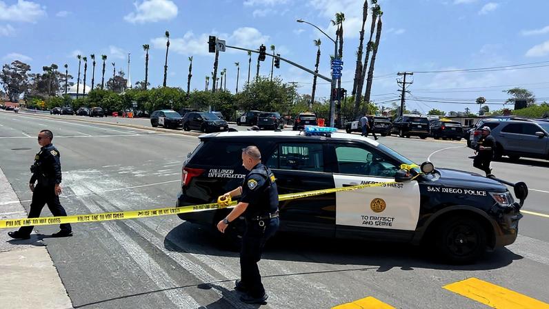 1 de 1 Ataque ao Centro Islâmico de San Diego - Foto: Photo by K.C. Alfred / The San Diego Union-Tribune via Getty Images