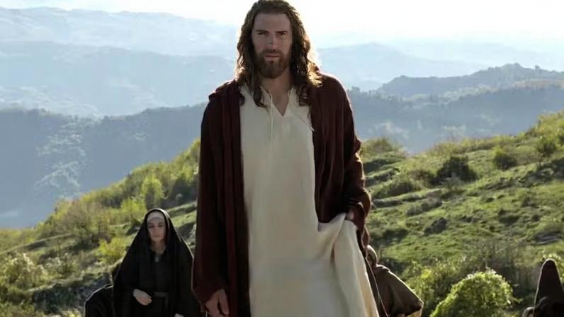 Jaakko Ohtonen como Jesus em 'A Ressurreição de Cristo: Parte Um' — Foto: Elise Lockwood/Lionsgate