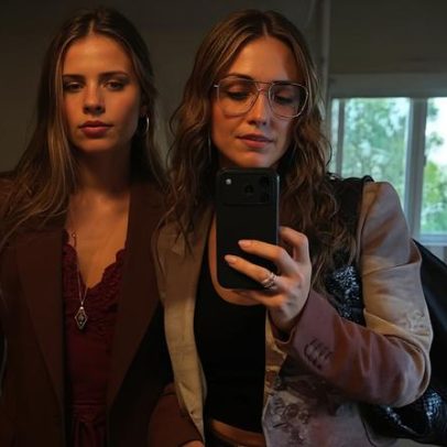 Jessica Alba e filha de 17 anos participam de noite de moda
