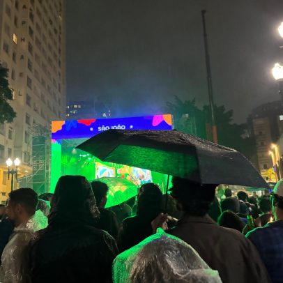1º dia da Virada Cultural em SP sob chuva; Pará domina a madrugada