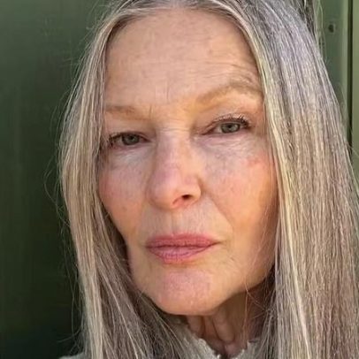 Menopausa exige ajustes no skincare e mudanças nos cuidados com a pele