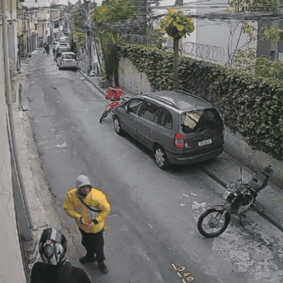 Vídeo registra explosão em obra da Sabesp no Jaguaré, SP