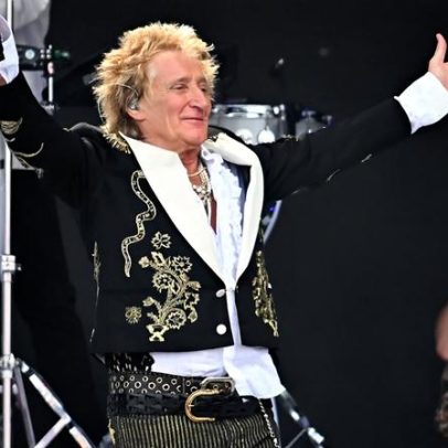 Onde assistir o especial de Rod Stewart na CBS em 2026 online