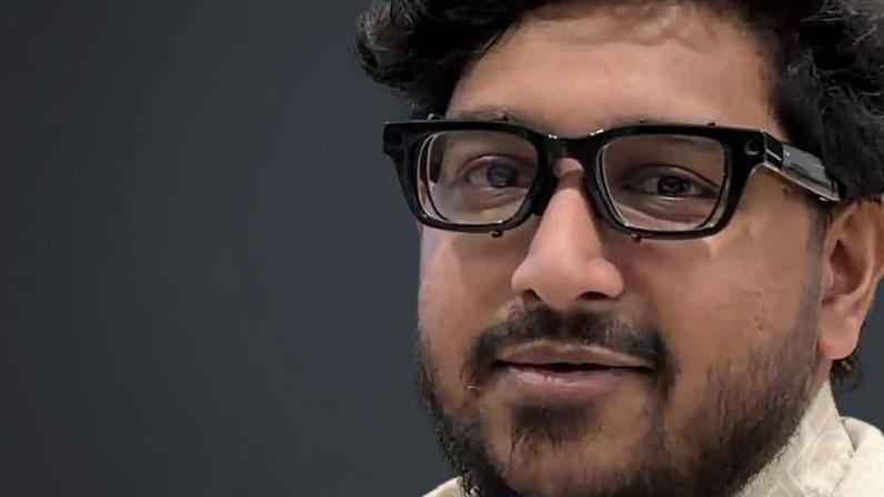 Google’s new Android XR smart glasses