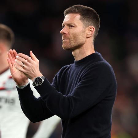 Xabi Alonso assume o Chelsea a partir de 1 de julho