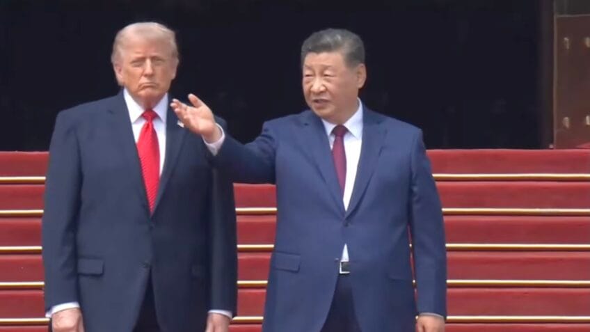 Donald Trump e Xi Jinping durante recepção à comitiva norte-americana em Pequim