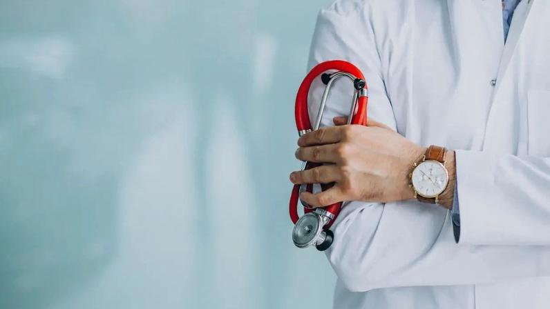 30% dos cursos de medicina do país não obtiveram resultado satisfatório no Enamed