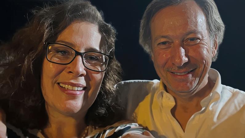 Em vídeo ao lado do advogado Pieremilio Sammarco, Carla Zambelli afirmou que a decisão representa uma “vitória de Deus” e agradeceu à equipe de defesa